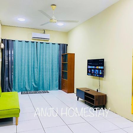 Anju Homestay Beaufort Esterno foto